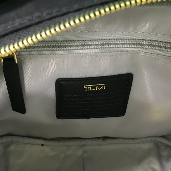 ✨Tumi Corssbody bag Voyageur Tory Black - Picture 10 of 11